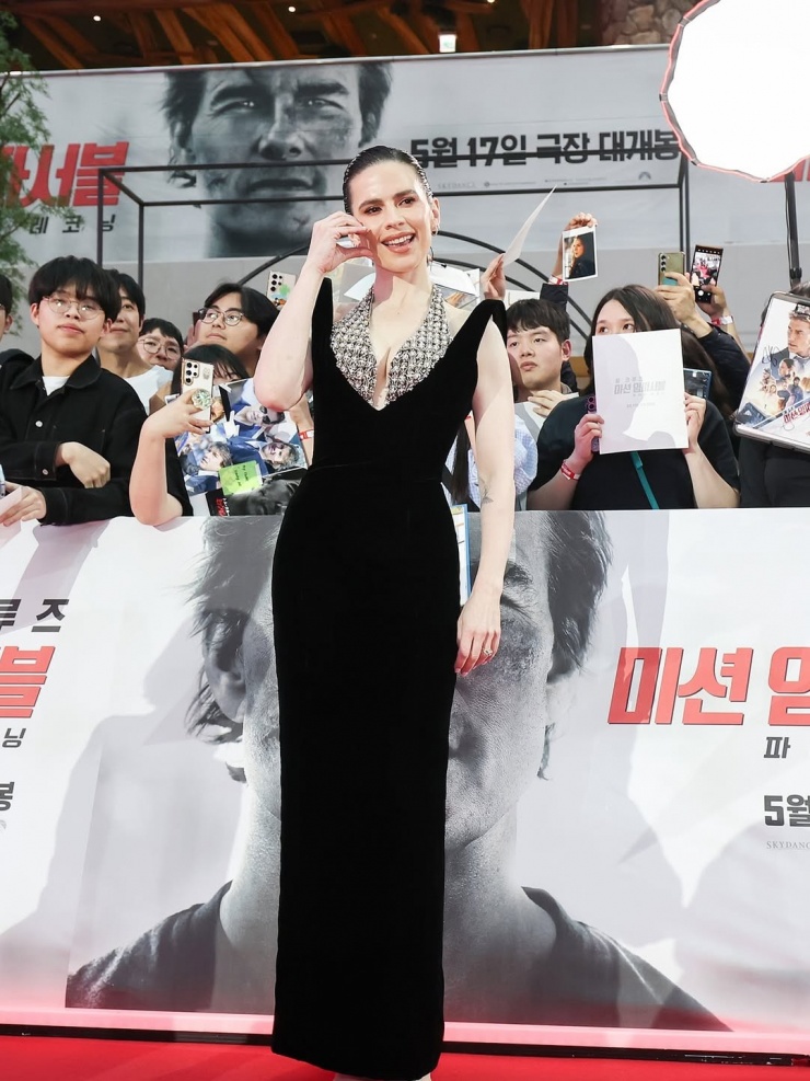 Hayley Atwell - đả nữ của 'Mission: Impossible 8' - 10