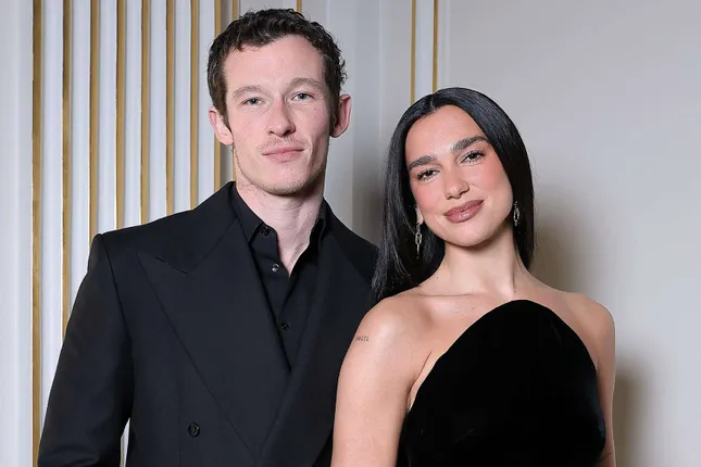 Dua Lipa cảm thấy hạnh phúc khi đính hôn với một người hiểu rõ về nửa kia
