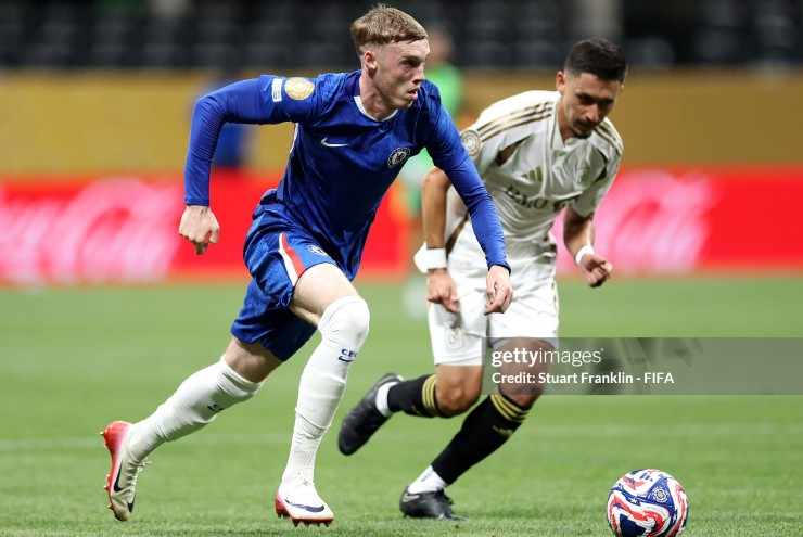 Chelsea không thể hiện được bản lĩnh của đội bóng lớn trong hiệp một