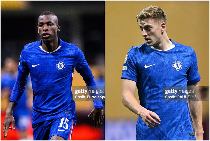 Jackson (trái) và Delap (phải) là những điểm sáng hiếm hoi của Chelsea