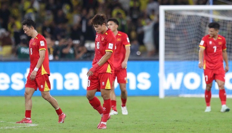ĐT Việt Nam rơi vào thế khó trong cuộc đua dự Asian Cup 2027