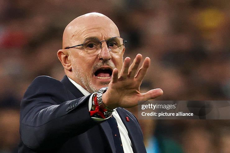 HLV&nbsp;De La Fuente cần rút kinh nghiệm sau thất bại ở chung kết Nations League