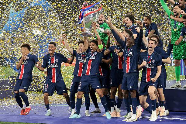 PSG không cần bám víu lấy Mbappe để chạm đến chiếc cúp họ thèm muốn nhất