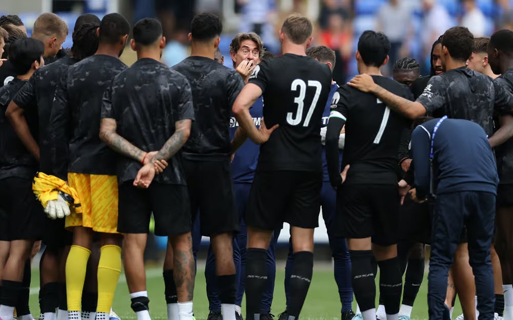 Tottenham sẽ tổ chức đá 2 trận giao hữu trong hôm nay, mỗi trận một đội hình