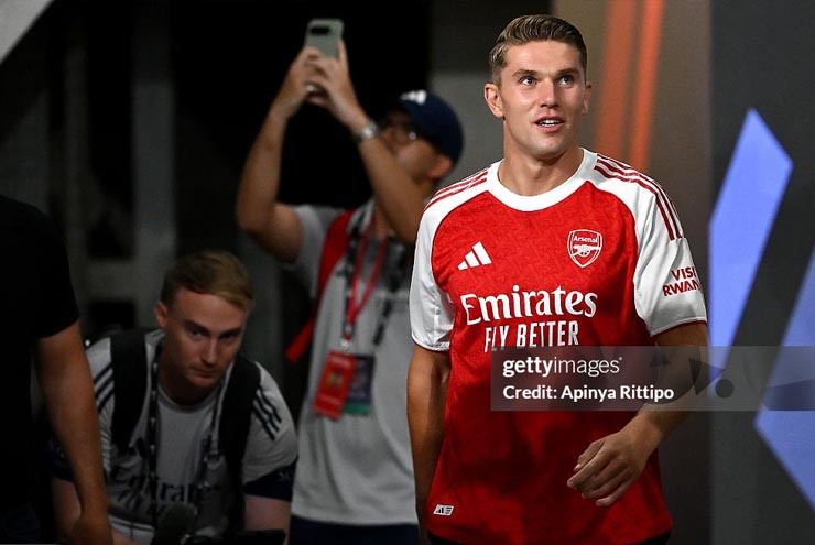Gyokeres đã có màn chào sân các fan Arsenal