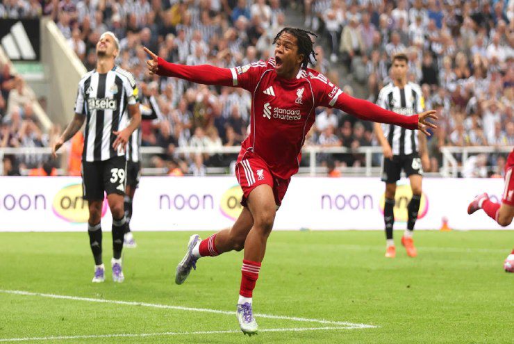 Sao trẻ Nguhoma ghi bàn quan trọng, giúp Liverpool giành chiến thắng