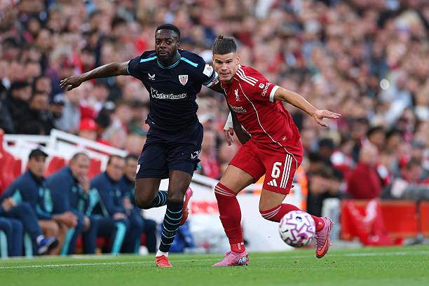 Kerkez đối đầu Inaki Williams