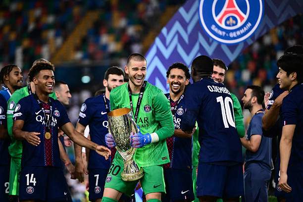 Chevalier nâng danh hiệu đầu tiên sau khi gia nhập PSG và anh chứng minh suất bắt chính dành cho mình là xứng đáng.