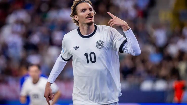 Trực tiếp chuyển nhượng chiều 7/8: Grealish chê đội của Mourinho, Man City ra yêu sách - 2