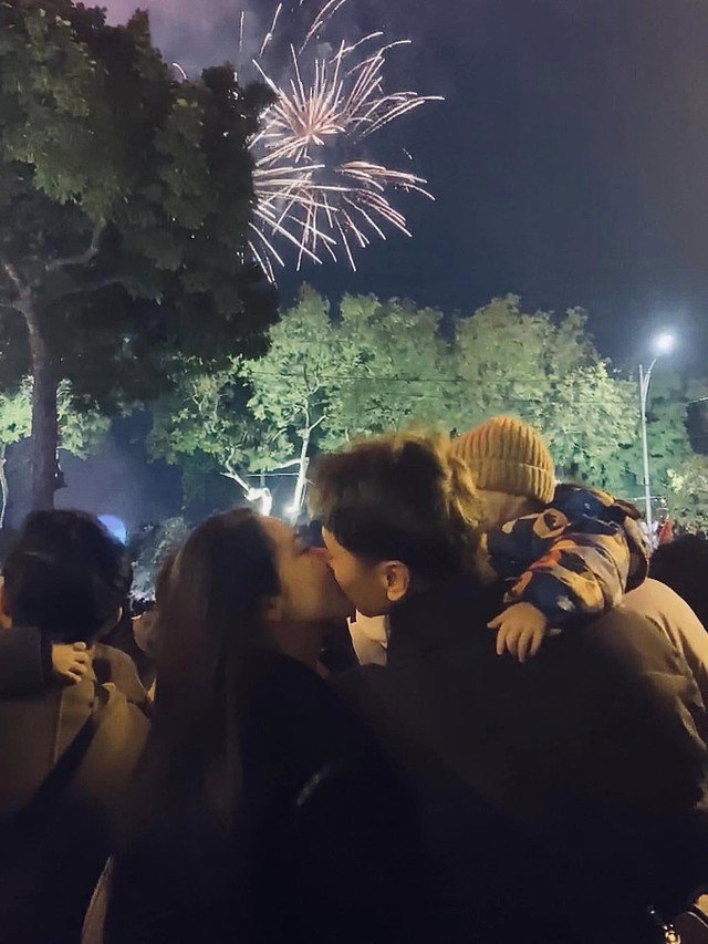 Hiện tại, cặp đôi đang cố gắng xây dựng một gia đình hạnh phúc. Họ có một con trai nhỏ và làm mọi việc vì nhau.
