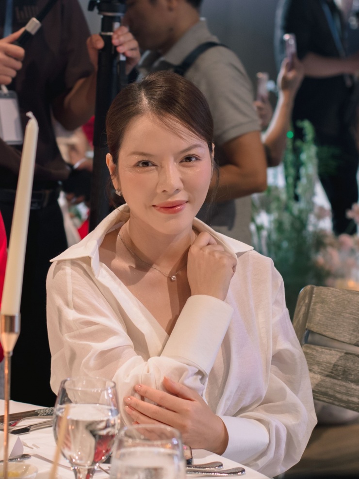 Lý Nhã Kỳ cùng dàn sao dự cưới Hồ Quang Hiếu - 1