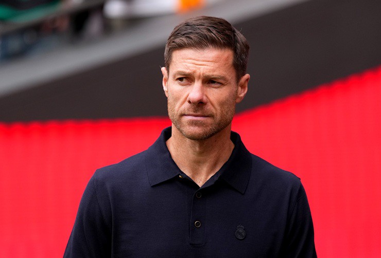 Real Madrid thảm bại: Alonso nói về công tác trọng tài, lo lắng nhất điều gì? - 2