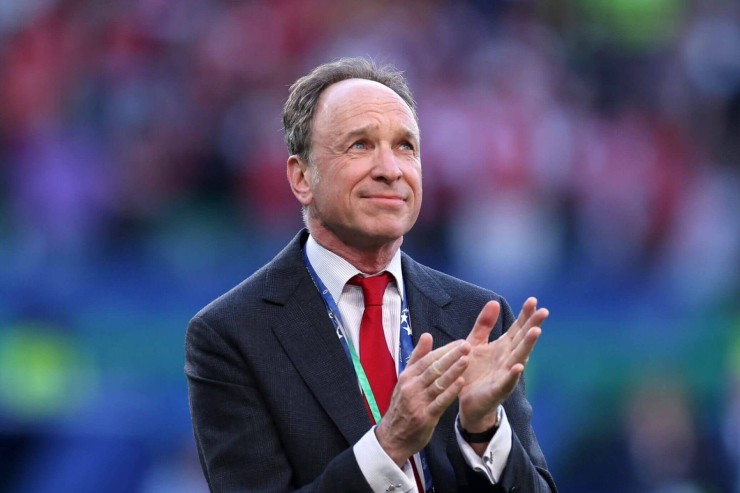 Phó chủ tịch điều hành&nbsp;Tim Lewis chia tay Arsenal