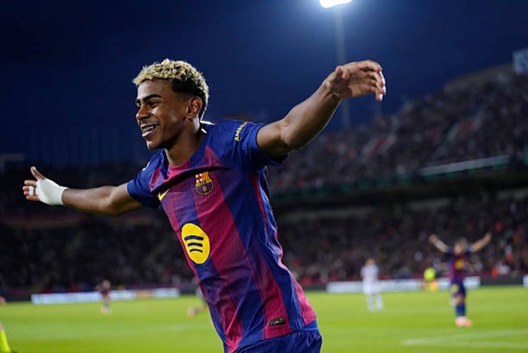 Giữa tuần này Yamal sẽ cùng Barca đối đầu PSG của Dembele, trận đấu lớn giữa tân Quả bóng Vàng và tân Quả bóng Bạc