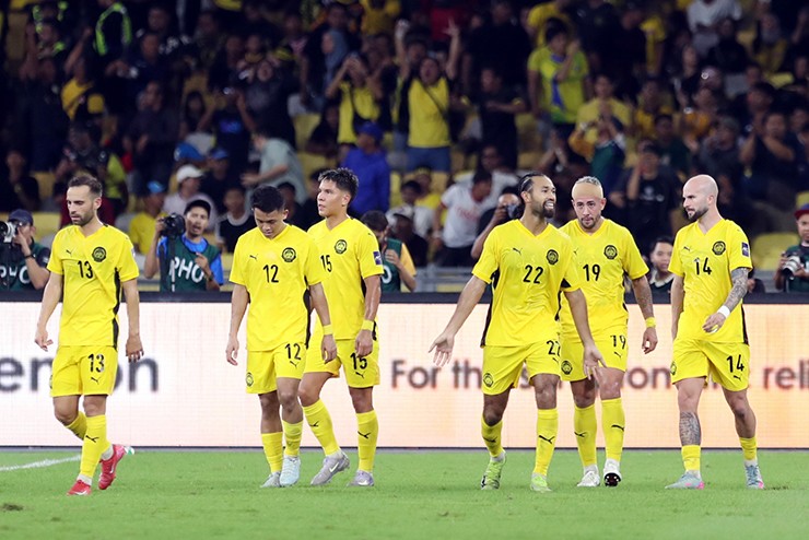Các cầu thủ Malaysia thi đấu ở trận thắng Việt Nam 4-0 hôm 10/6.