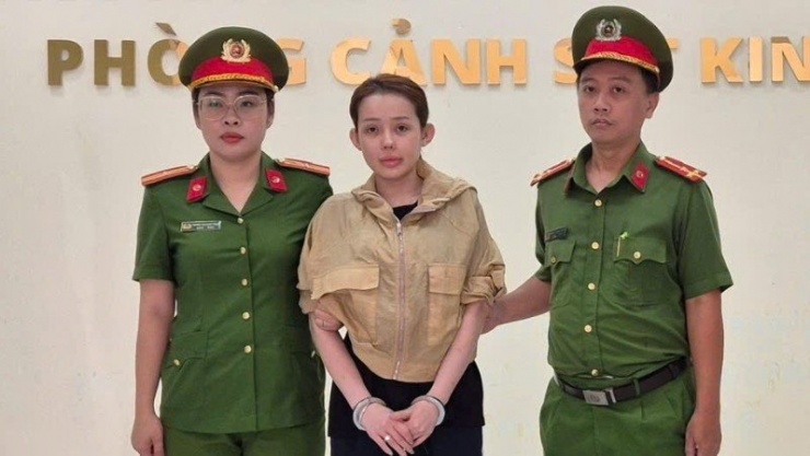 Ngân 98 bị bắt ngày 13/10. Ảnh: Tư liệu