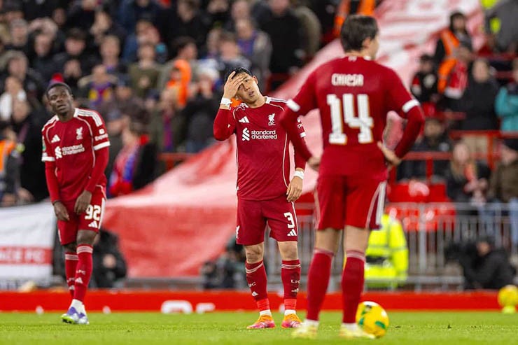 Liverpool thua thảm Crystal Palace