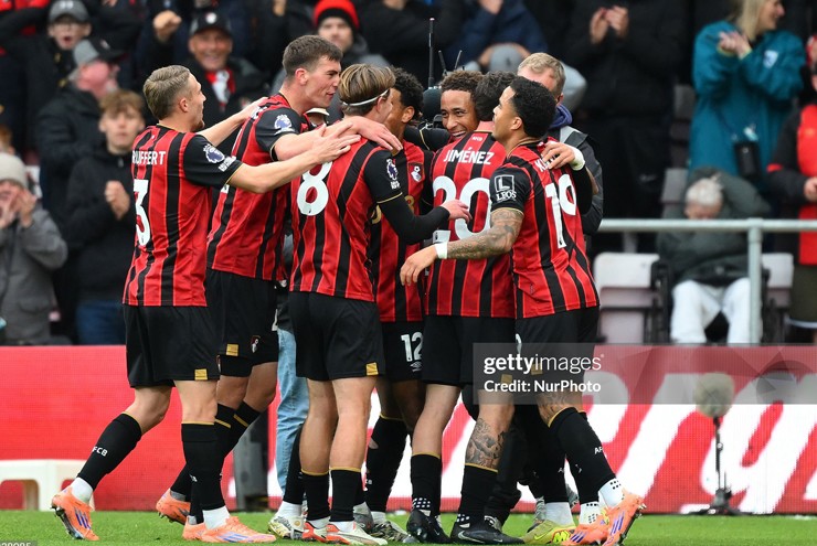 Bournemouth đang bay cao ở vị trí nhì bảng Premier League sau 9 vòng