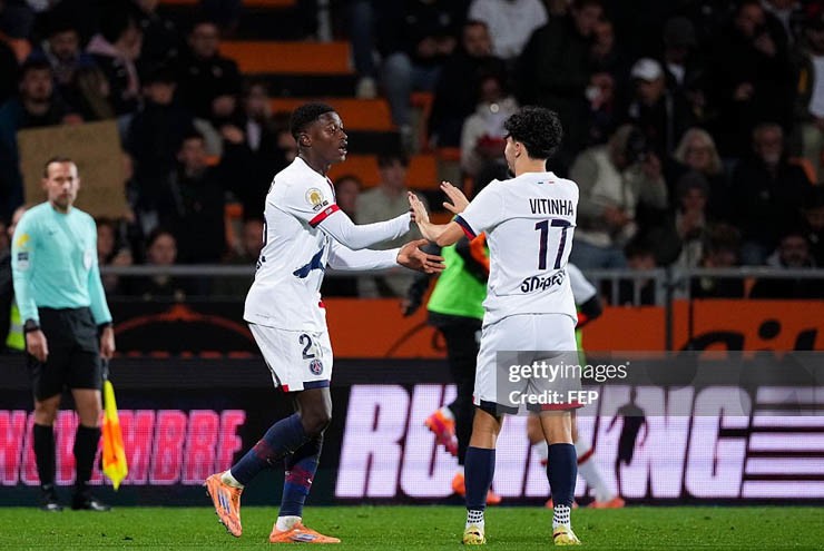PSG có bàn thắng trước&nbsp;Lorient&nbsp;