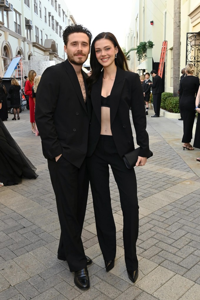 Brooklyn Beckham và Nicola Peltz tại Vogue World: Hollywood 2025. Ảnh: Vogue