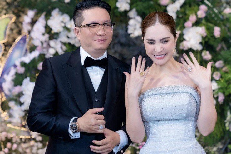 Vợ chồng Đoàn Di Băng.