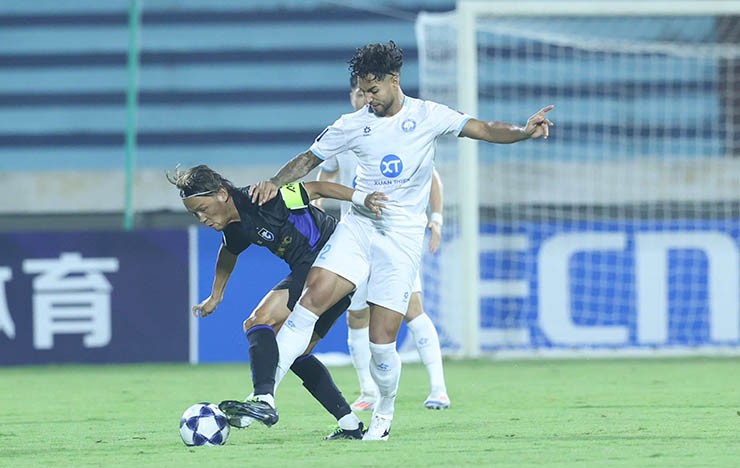 Kết quả bóng đá Nam Định - Gamba Osaka: Phủ đầu sắc lẹm, tranh cãi penalty hụt (Cúp C2 châu Á) - 1
